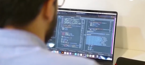 规范先行，筑牢根基 国家网信办新规引领生成式人工智能健康发展